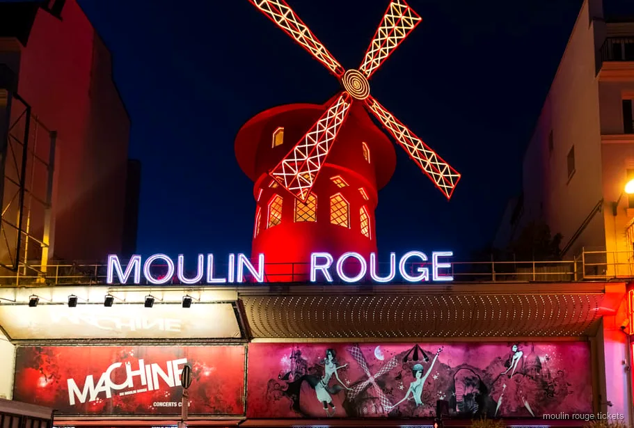 Bilhete de jantar e show no Moulin Rouge com champanhe e transporte de volta em Paris