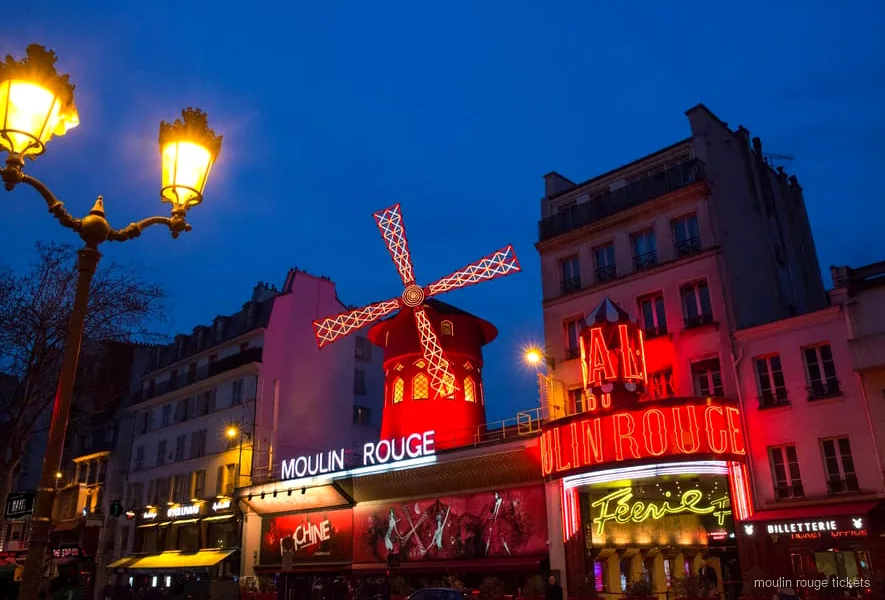 Moulin Rouge tickets with champagne and return coach transport in Paris